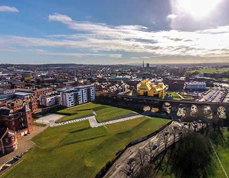 university-of-worcester-aerial-view-city-campus-and-hive